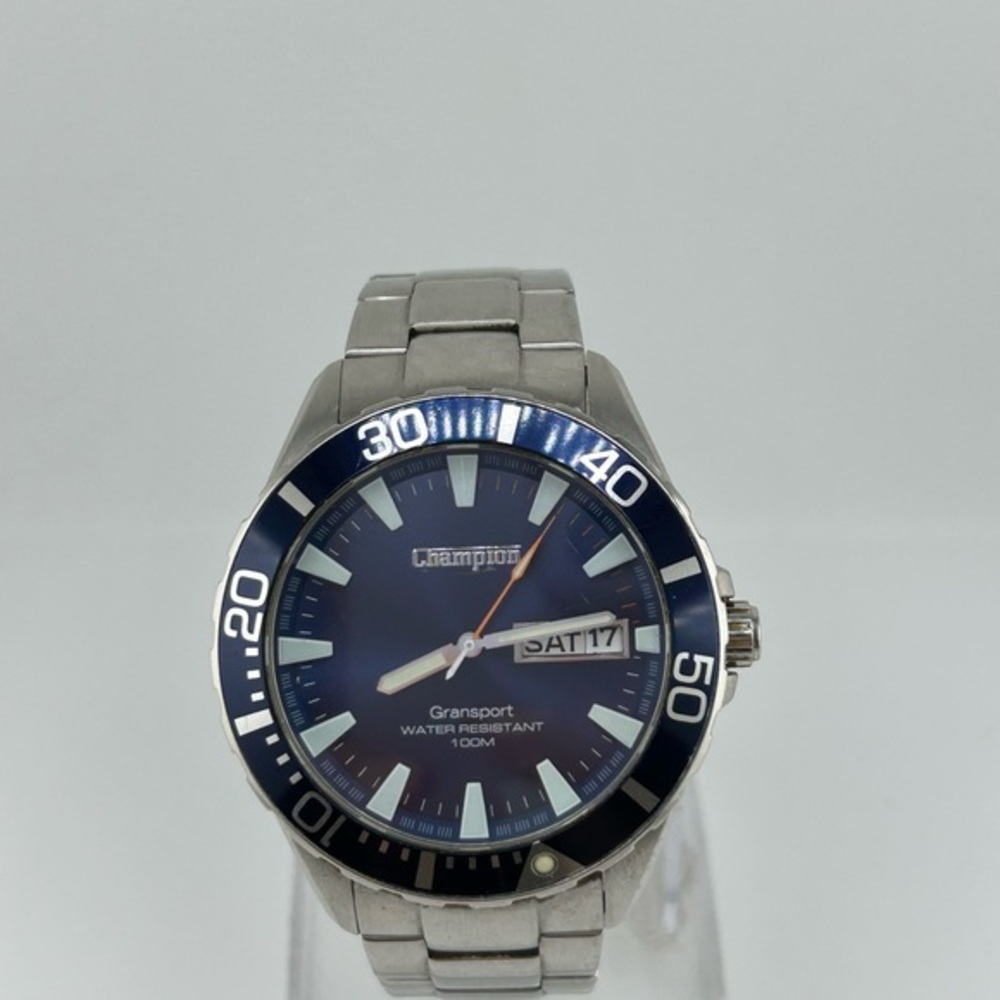 Vintage CHAMPION Sapphire Blue Dial Men's Quartz Watch #501